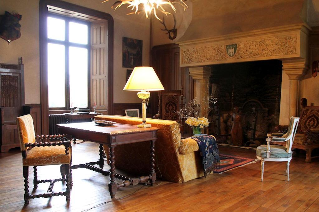 Chateau De Montriou Feneu Bilik gambar